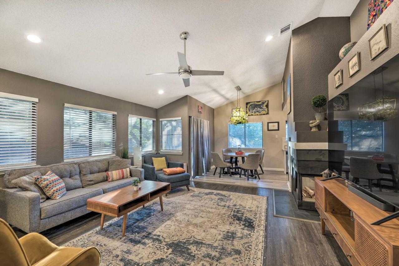 Gorgeous Austin Getaway With Fire Pit About 8 Mi To Dtwnヴィラ エクステリア 写真
