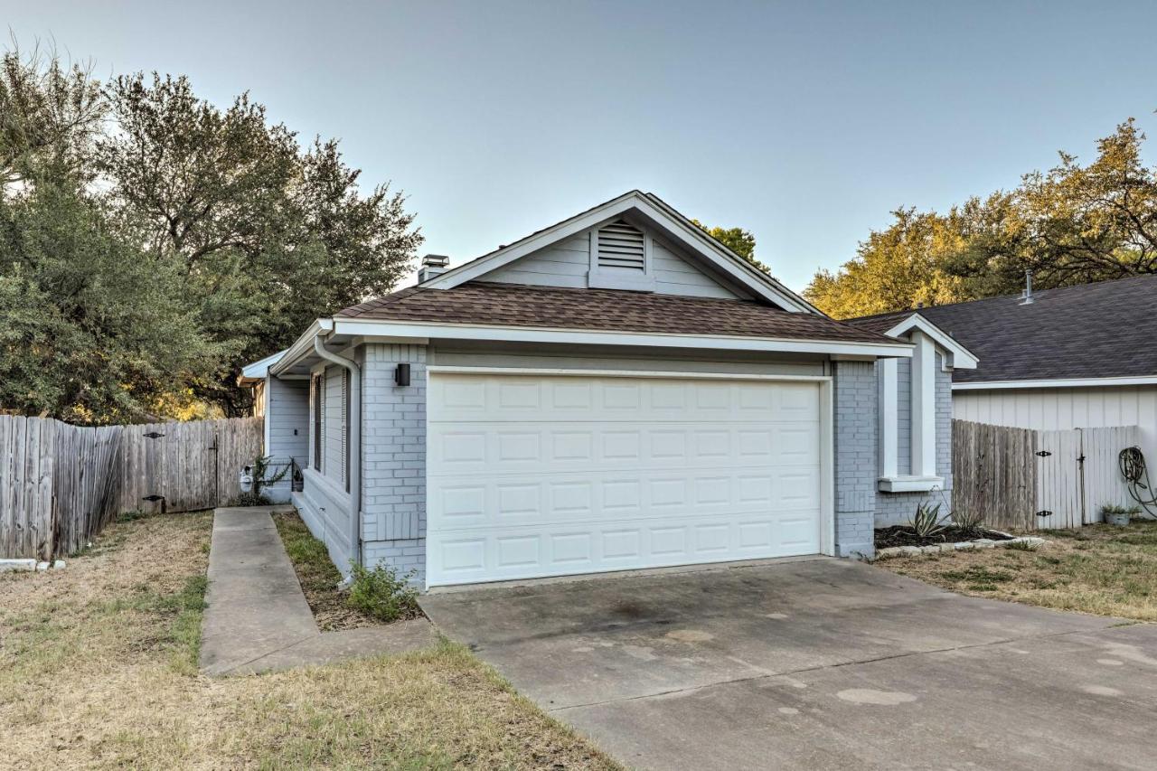 Gorgeous Austin Getaway With Fire Pit About 8 Mi To Dtwnヴィラ エクステリア 写真